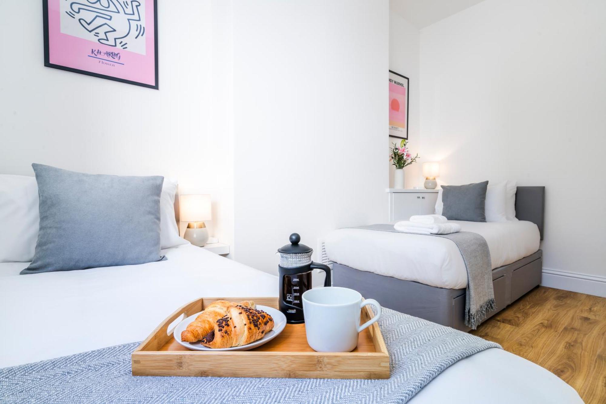 Cozy 2 Bedroom Apartment In Sutton Sutton  Exterior foto